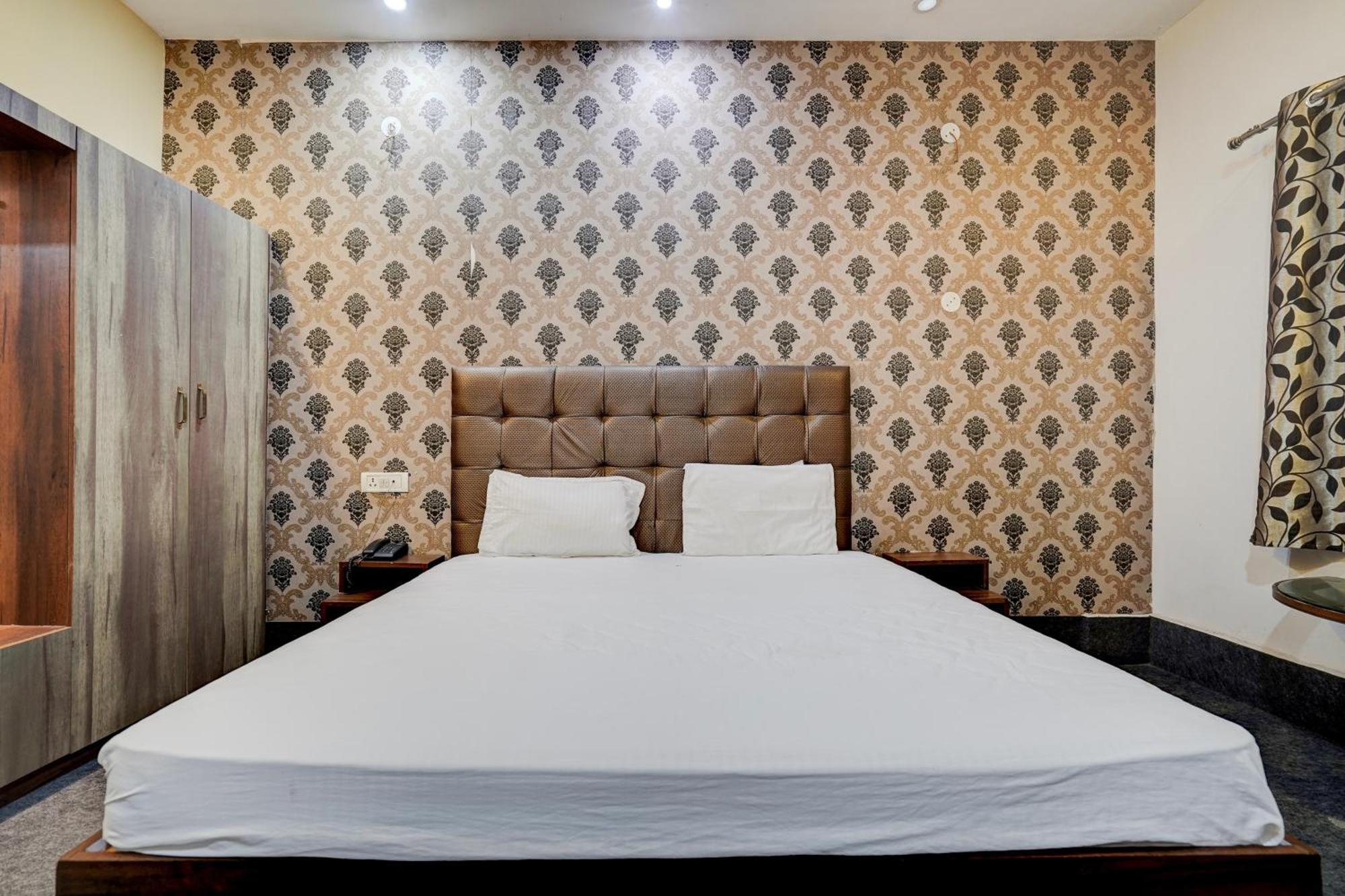 Hotel O Shyam Utsav Mirzapur Ngoại thất bức ảnh